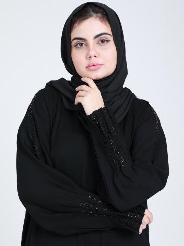 Black Zoom Simple Abaya with Handwork on the Sleeves 