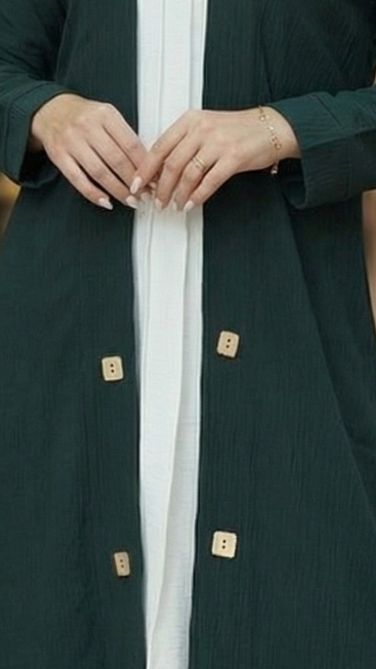 CEY Kurti with a Shrug and Show Buttons on the Front in Dark Green and Off White