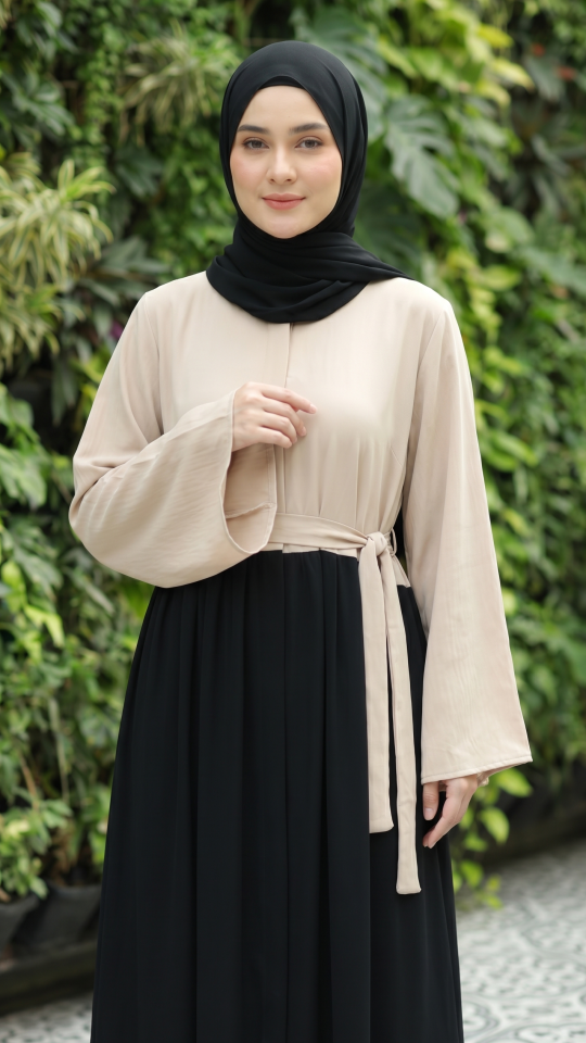 Wholesale FrontOpen Modest Dress with a Belt in Almond and Black