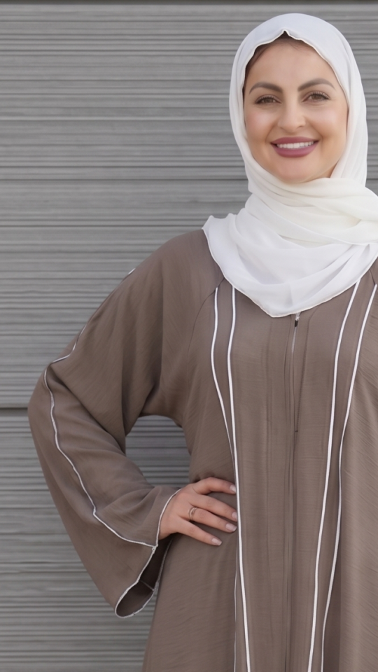 Bulk Modest Abaya with White Overlock Design on the Front and Sleeves in Brown