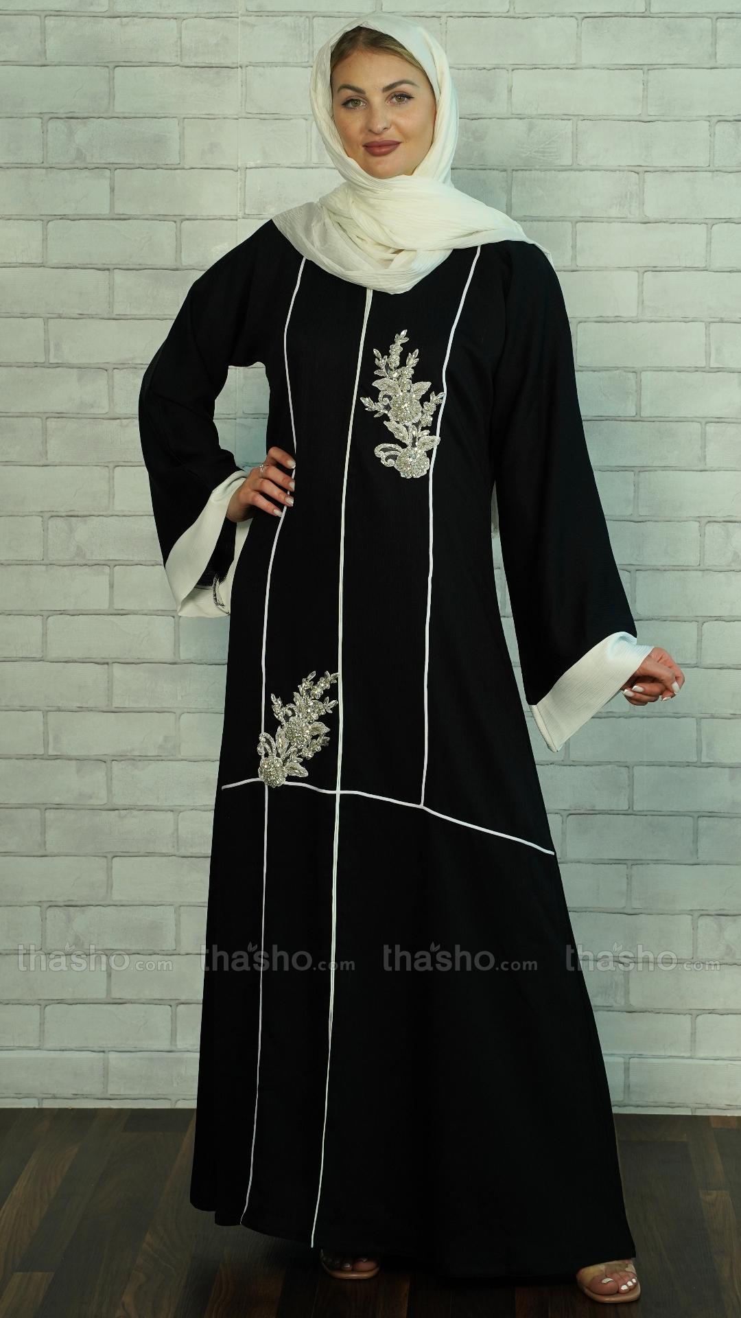 Lamis Stunning Abaya In Black